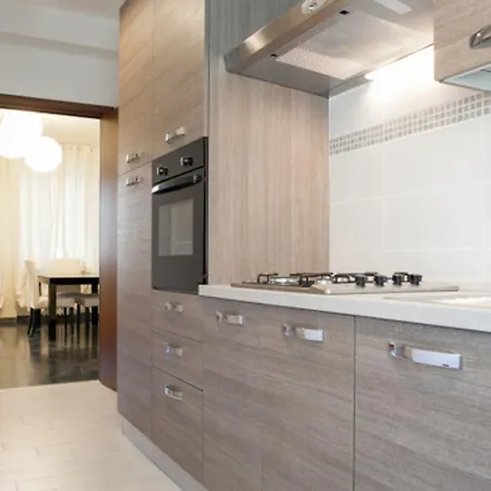 Apartment Friendly City *